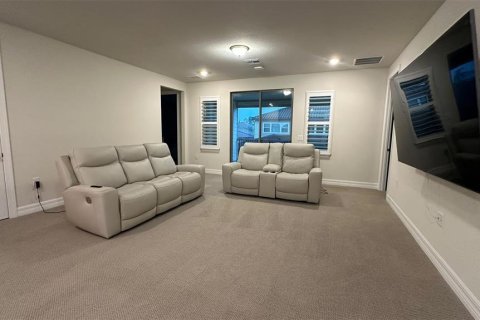 Casa en venta en Orlando, Florida, 7 dormitorios, 416.95 m2 № 2359303 - foto 23