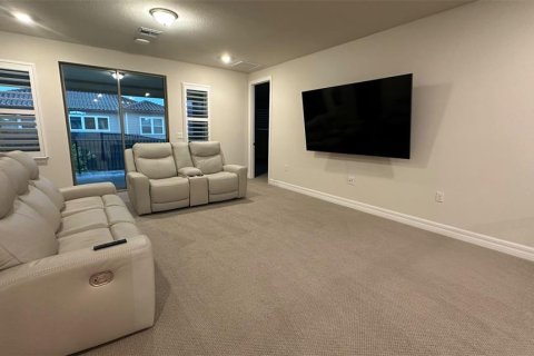 Casa en venta en Orlando, Florida, 7 dormitorios, 416.95 m2 № 2359303 - foto 25