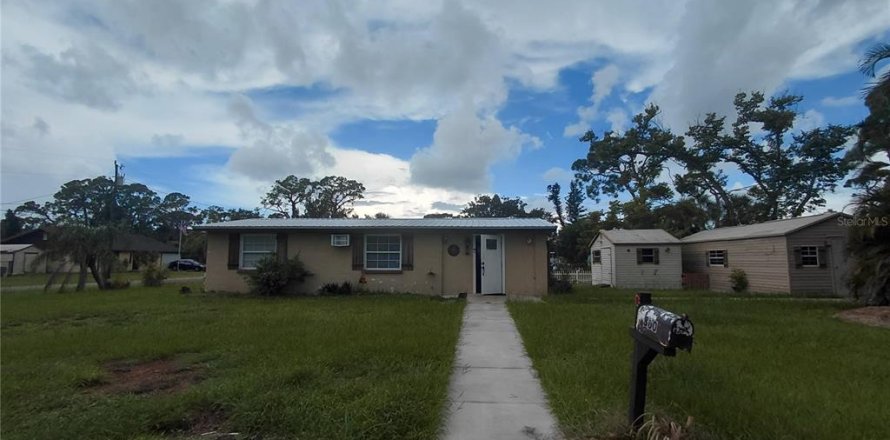 Villa ou maison à Englewood, Floride 2 chambres, 81.75 m2 № 1915561