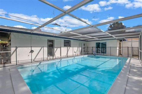 Villa ou maison à vendre à Palm Bay, Floride: 3 chambres, 172.33 m2 № 1834589 - photo 20