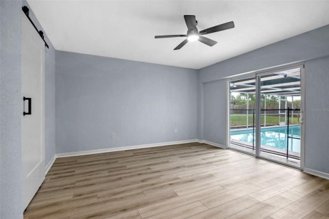 Villa ou maison à vendre à Palm Bay, Floride: 3 chambres, 172.33 m2 № 1834589 - photo 11