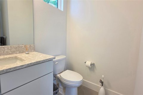 Villa ou maison à louer à Bradenton, Floride: 3 chambres, 278.71 m2 № 1651448 - photo 17