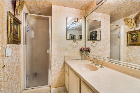 Condo in Miami, Florida, 3 bedrooms  № 1811265 - photo 20