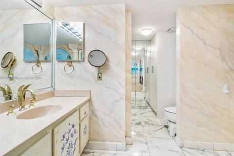 Condo in Miami, Florida, 3 bedrooms  № 1811265 - photo 7
