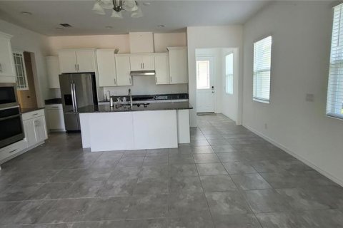 House in Kissimmee, Florida 2 bedrooms, 133.5 sq.m. № 2339664 - photo 2