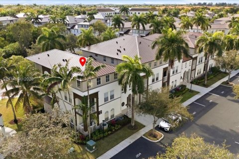 Condo in Miramar, Florida, 3 bedrooms  № 2023705