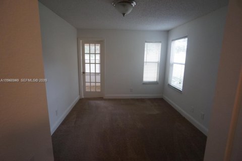 Copropriété à vendre à Sunrise, Floride: 2 chambres, 89.65 m2 № 2081392 - photo 10