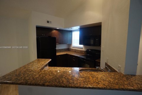 Copropriété à vendre à Sunrise, Floride: 2 chambres, 89.65 m2 № 2081392 - photo 3