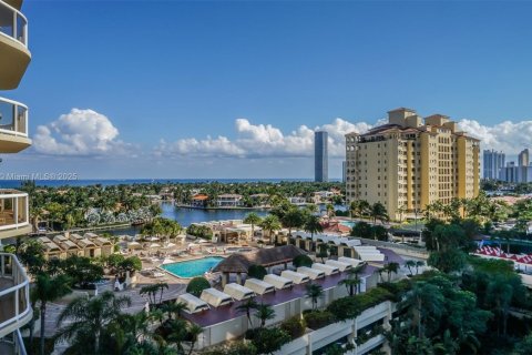 Condominio en Aventura, Florida, 3 dormitorios  № 1981928