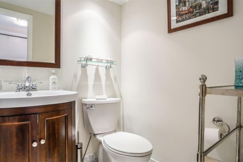 Condominio en alquiler en Aventura, Florida, 3 dormitorios, 212.75 m2 № 1981928 - foto 25