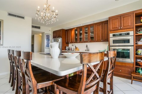 Condominio en alquiler en Aventura, Florida, 3 dormitorios, 212.75 m2 № 1981928 - foto 6