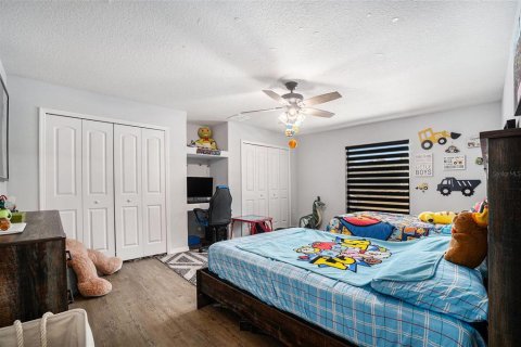House in Ocala, Florida 4 bedrooms, 328.5 sq.m. № 2101519 - photo 26