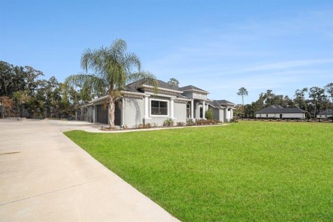House in Ocala, Florida 4 bedrooms, 328.5 sq.m. № 2101519 - photo 3