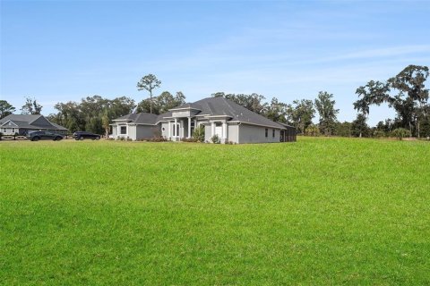 House in Ocala, Florida 4 bedrooms, 328.5 sq.m. № 2101519 - photo 2