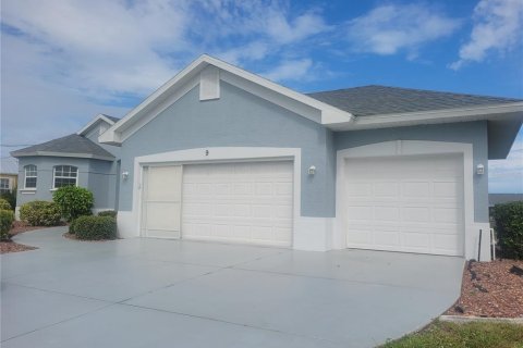 Villa ou maison à vendre à Rotonda, Floride: 3 chambres, 170.2 m2 № 2436672 - photo 2