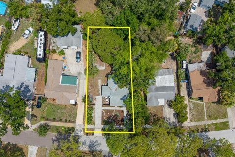 House in Saint Petersburg, Florida 2 bedrooms, 85.1 sq.m. № 2197270 - photo 2