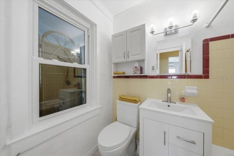 House in Saint Petersburg, Florida 2 bedrooms, 85.1 sq.m. № 2197270 - photo 13