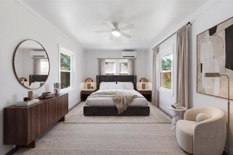 House in Saint Petersburg, Florida 2 bedrooms, 85.1 sq.m. № 2197270 - photo 4