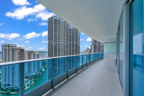 Condo in Miami, Florida, 2 bedrooms  № 2059853 - photo 13