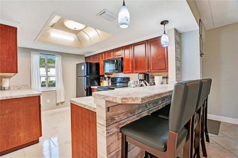 Copropriété à louer à Oldsmar, Floride: 2 chambres, 97.92 m2 № 2429374 - photo 11