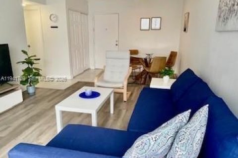 Снять в аренду кондоминиум в Санни-Айлс-Бич, Флорида 1 спальня, 57.6м2, № 1998710 - фото 5