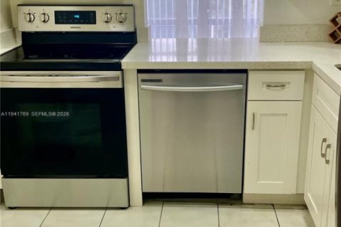 Снять в аренду кондоминиум в Санни-Айлс-Бич, Флорида 1 спальня, 57.6м2, № 1998710 - фото 7