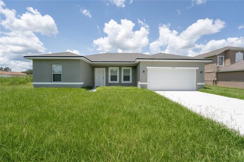 Casa en venta en Citrus Springs, Florida, 4 dormitorios, 146.79 m2 № 1735318 - foto 1