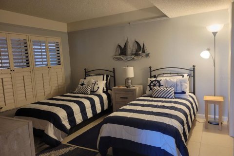 Condo in Sarasota, Florida, 2 bedrooms  № 625219 - photo 29