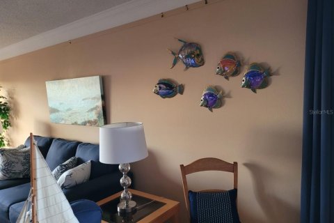 Condo in Sarasota, Florida, 2 bedrooms  № 625219 - photo 17