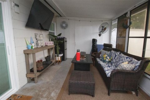 House in Pinellas Park, Florida 3 bedrooms, 95.69 sq.m. № 1687363 - photo 21