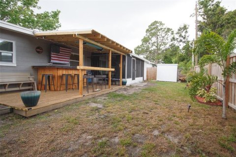 House in Pinellas Park, Florida 3 bedrooms, 95.69 sq.m. № 1687363 - photo 18