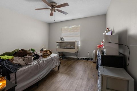 Duplex in Winter Haven, Florida 4 bedrooms, 174.47 sq.m. № 1679411 - photo 19