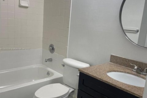 Copropriété à louer à Miami, Floride: 2 chambres, 97.08 m2 № 1956279 - photo 3