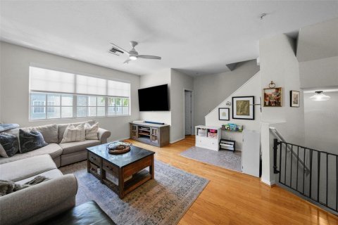 Touwnhouse à vendre à Tampa, Floride: 2 chambres, 148.46 m2 № 1903784 - photo 15