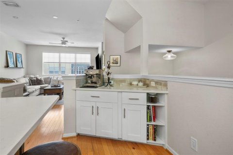 Touwnhouse à vendre à Tampa, Floride: 2 chambres, 148.46 m2 № 1903784 - photo 9