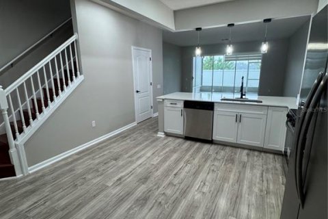 Townhouse in Riverview, Florida 3 bedrooms, 152.73 sq.m. № 1909770 - photo 5