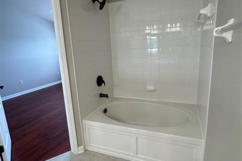 Townhouse in Riverview, Florida 3 bedrooms, 152.73 sq.m. № 1909770 - photo 19