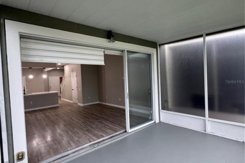 Townhouse in Riverview, Florida 3 bedrooms, 152.73 sq.m. № 1909770 - photo 12