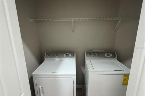 Townhouse in Riverview, Florida 3 bedrooms, 152.73 sq.m. № 1909770 - photo 22