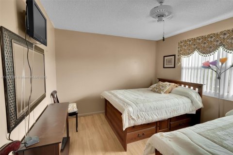 Condominio en venta en Dania Beach, Florida, 2 dormitorios, 106.28 m2 № 1775235 - foto 9