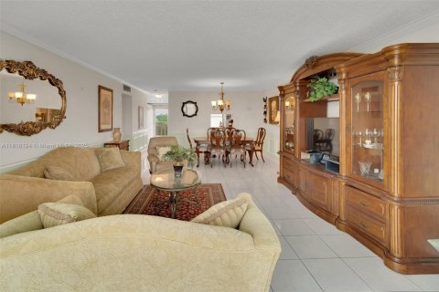 Condominio en venta en Dania Beach, Florida, 2 dormitorios, 106.28 m2 № 1775235 - foto 7
