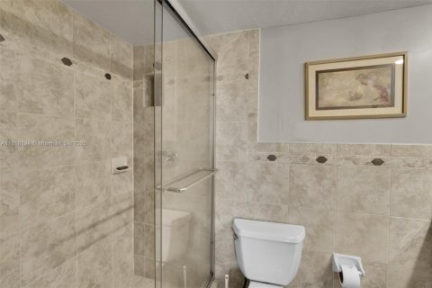 Condominio en venta en Dania Beach, Florida, 2 dormitorios, 106.28 m2 № 1775235 - foto 18