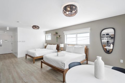 Condo in Miami Beach, Florida № 1960731 - photo 11