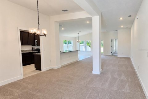 Villa ou maison à vendre à Saint Cloud, Floride: 3 chambres, 183.02 m2 № 2424201 - photo 2