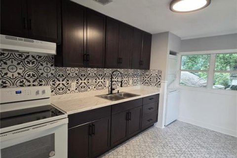 Appartement à louer à Orlando, Floride: 2 chambres, 72.46 m2 № 2155732 - photo 15