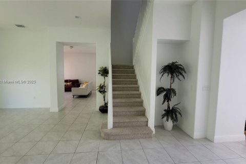 Casa en alquiler en Ave Maria, Florida, 4 dormitorios № 1938656 - foto 9