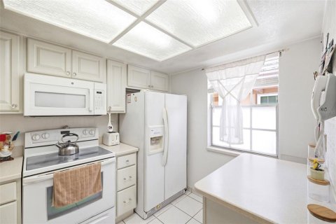 Купить кондоминиум в Порт-Ричи, Флорида 3 комнаты, 88.63м2, № 2212350 - фото 18
