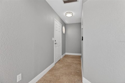 House in Seminole, Florida 2 bedrooms, 111.95 sq.m. № 2094145 - photo 24