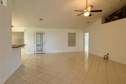 Casa en alquiler en Palm Coast, Florida, 4 dormitorios, 199.28 m2 № 1885578 - foto 4