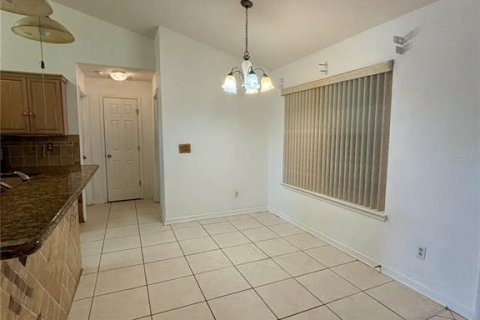 Casa en alquiler en Palm Coast, Florida, 4 dormitorios, 199.28 m2 № 1885578 - foto 5